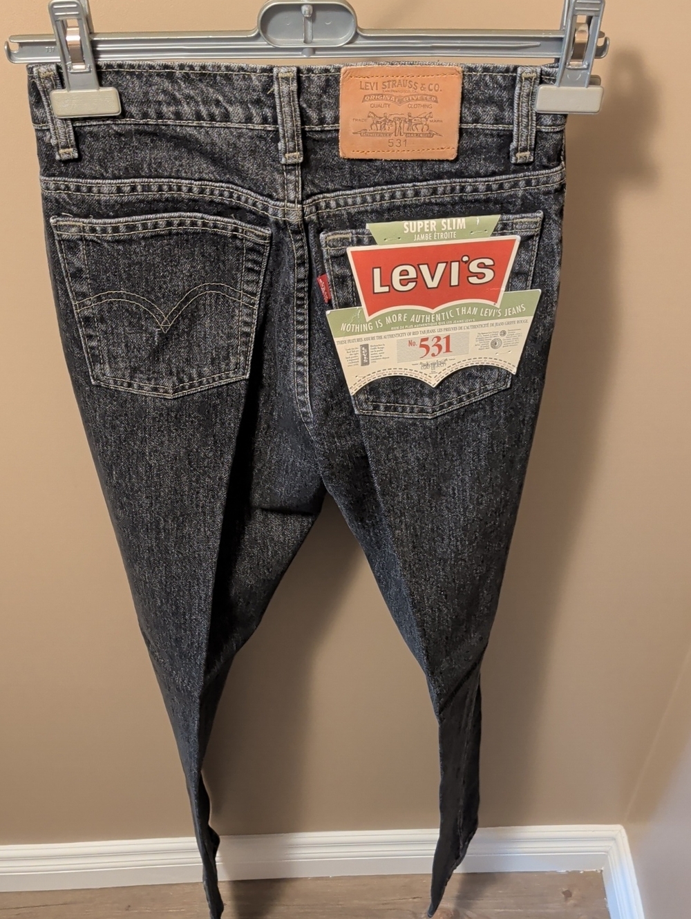 531 Vintage Deadstock Levi's Super Slim Woman's Jeans in Black Wash Denim
